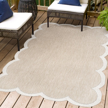 Alice Classic Cottage Two-tone Scalloped Indoor/Outdoor Area Rug